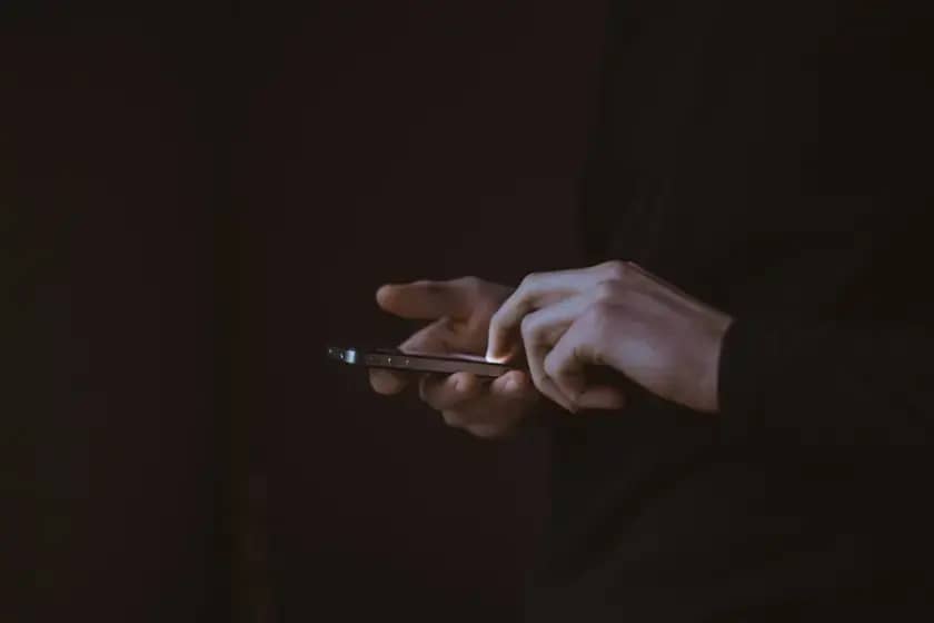 Ovisnost o mobitelima: Kako smanjiti korištenje mobitela i zaštititi mentalno zdravlje odmah