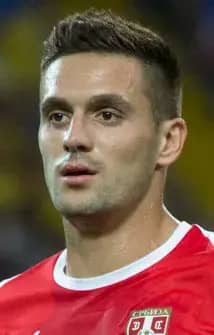 Dušan Tadić odbio povratak u Crvenu zvezdu i potpisao za Al Wahdu iz Abu Dabija za 7 miliona evra