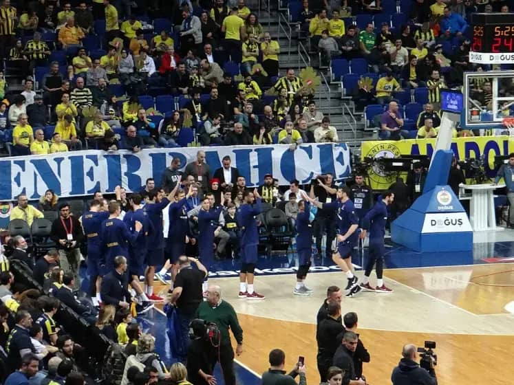 Barselona promoviše 13-godišnjeg fenomena Mohameda Dabonea (2.10) u prvi tim — porede ga sa Vembanjamom i Adetokumbom