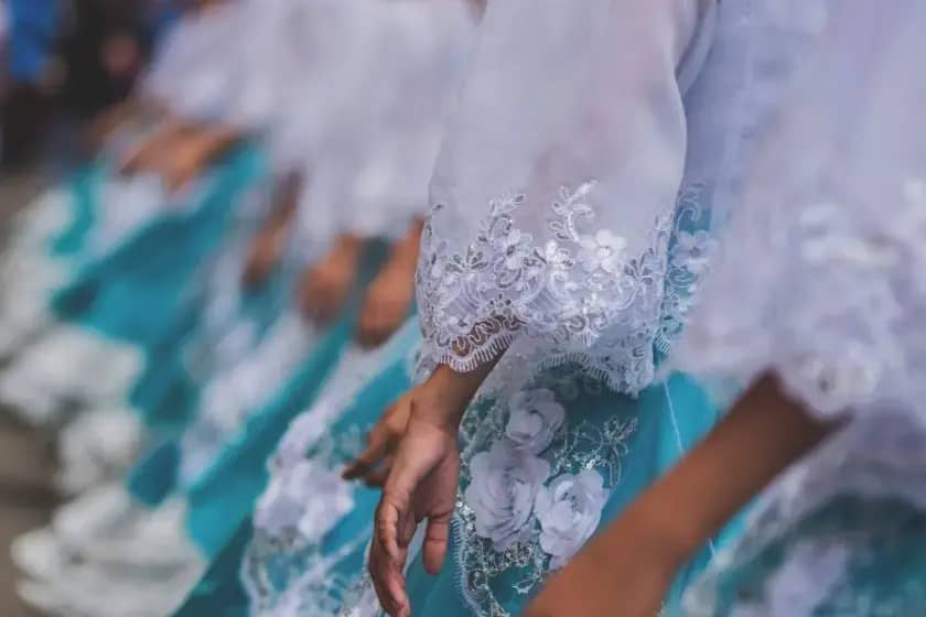 Bingova festivalska baza otkriva top outfite za crveni tepih — Nezire Muhović pokazuje savršeni styling