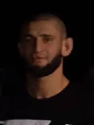 UFC 319: Du Plesi brani pojas srednje kategorije protiv neporaženog Hamzata Čimaeva u Čikagu