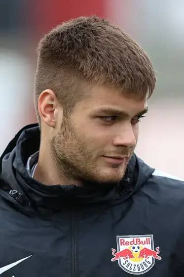 Petar Ratkov donio pobjedu RB Salzburgu protiv Hartberga — gol u austrijskoj Bundesligi i šansa za reprezentaciju Srbije