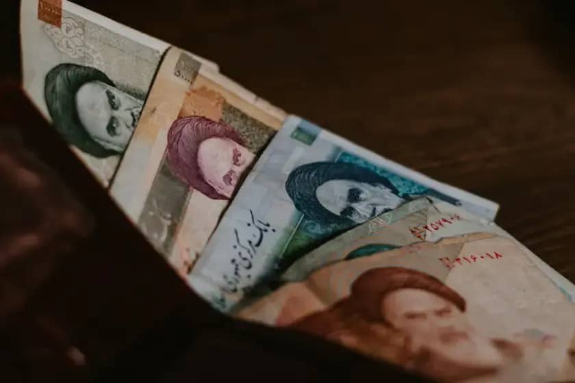 Iran pred 'snapback': Rial pada, prijete obnovom UN sankcija zbog nuklearnog programa