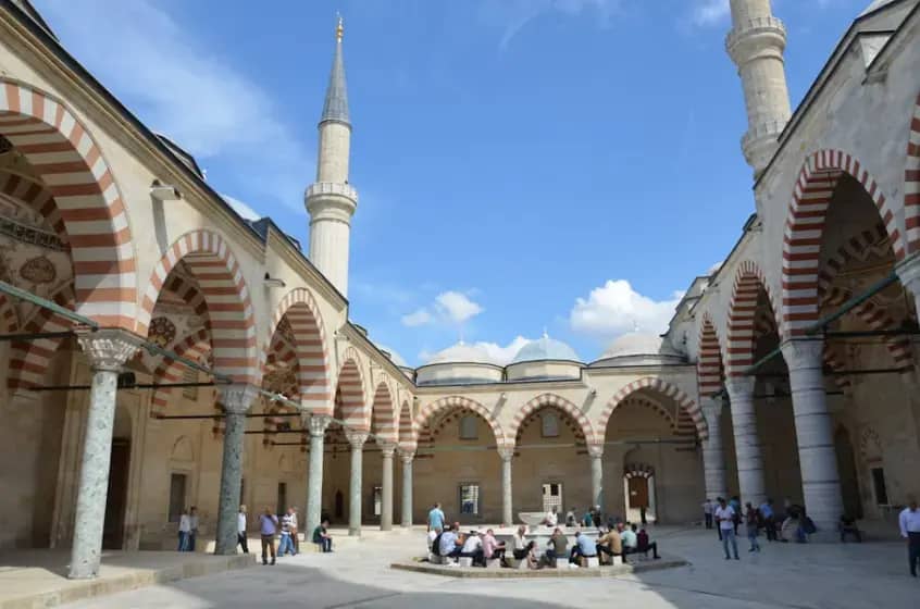 Sultan Selimov mesdžid u Mostaru: Islamska zajednica potvrđuje 100% vlasništvo i ZK dokaz