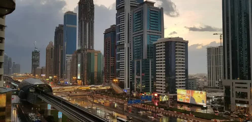 Neočekivana kiša u UAE: Kako poplave u Dubaiju i rast stanovništva ugrožavaju vodne resurse