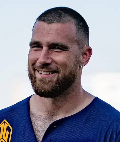Taylor Swift i Travis Kelce zaručeni: Ogroman verenički prsten — prirodni ili lab-grown dijamant?