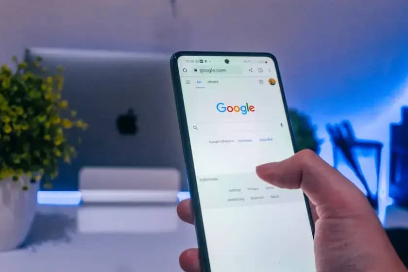 Googleov sporni oglas 'Just Ask Google': AI Mode, James Blunt i problem halucinacija u reklami