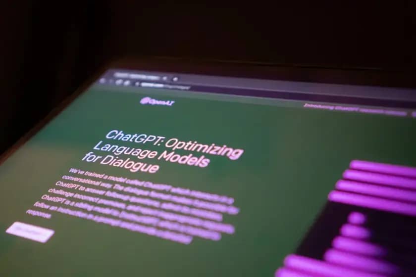 Pad upotrebe ChatGPT-a tokom ljetnih raspusta otkriva: Studenti masovno koriste AI, pismenost u opadanju