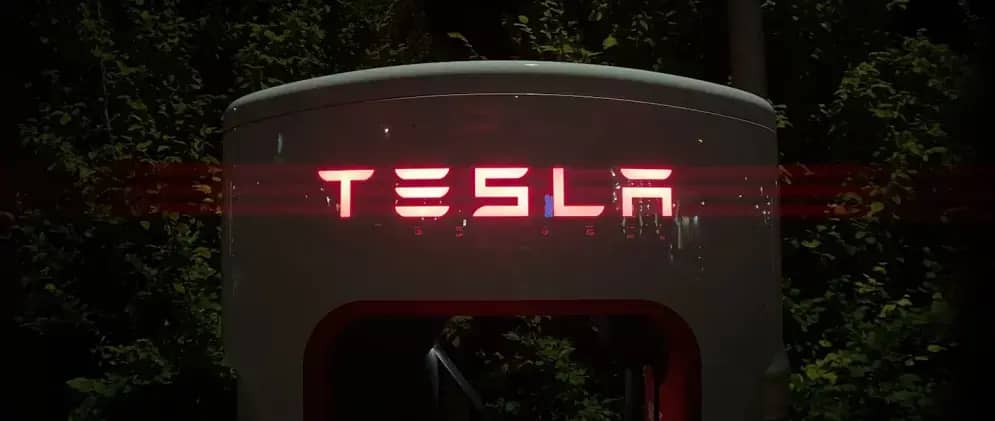 Tesla Cybertruck pod pritiskom: hrđa, nabori na sjedištima i iskrivljeni paneli otkrivaju ozbiljne probleme