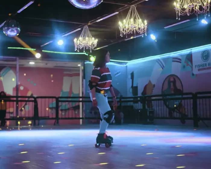 Viralni video: Unitree G1 robot se posramio i pao tokom plesa — urnebesna nezgoda na plesnom podiju