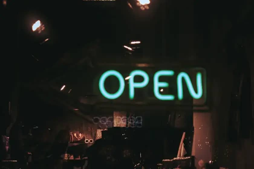 OpenAI ponovo traži milijarde: SoftBank, $40 billion runda i pritiskanje za for-profit restrukturiranje
