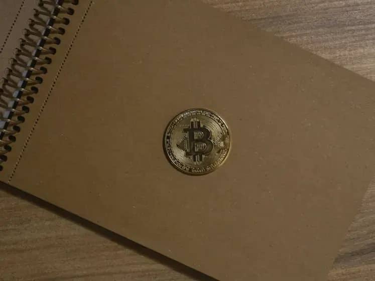Dva zaboravljena Bitcoin novčanika iz 2011. oživjela — vlasnik sada bogat preko 2 milijarde dolara!