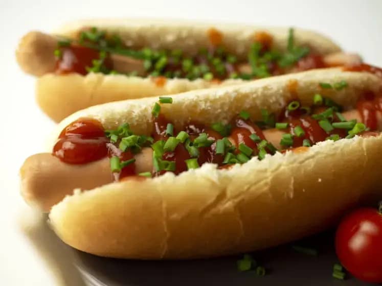 Upozorenje pred 4. juli: Jedan hot dog dnevno povećava rizik od dijabetesa tip 2 i raka debelog crijeva