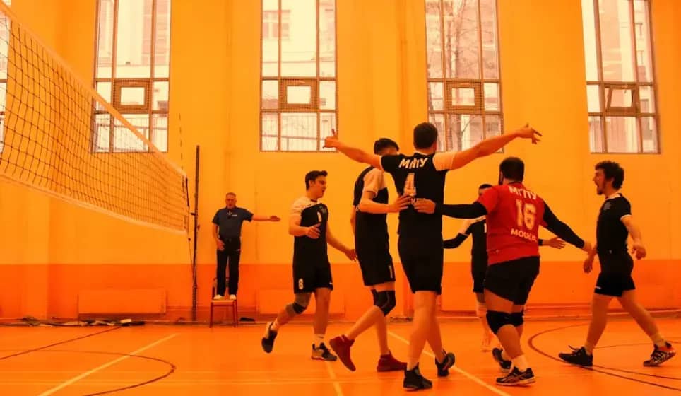 Slobodan Kovač vodi Tursku u četvrtfinale Svjetskog prvenstva — Turska pobijedila Holandiju 3:1, Adis Lagumdžija 28 poena