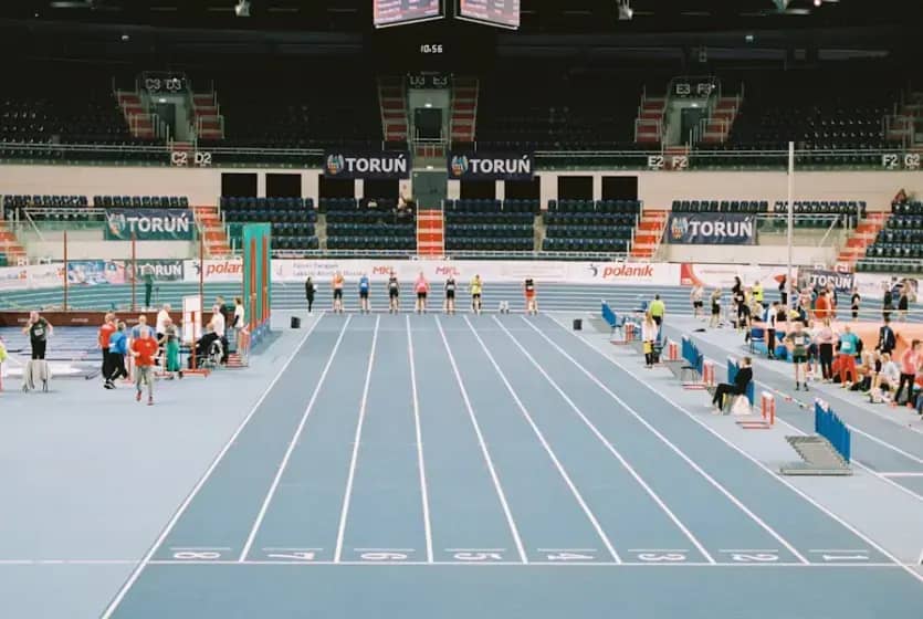 Šok u Tokiju: Američka štafeta 4x400 prvi put van finala na Svjetskom prvenstvu — debakl američke atletike