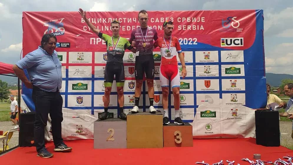 Aleksandar Komarov: Zlatna medalja na Svjetskom prvenstvu u Zagrebu – Srpski rvač ponovo u vrhu