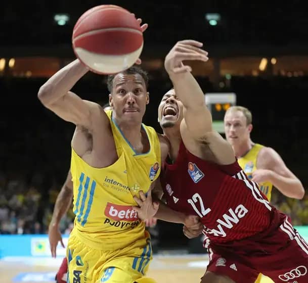 Bajern iz Minhena potpisao David McCormack i Aleksa Radanov — tri srpska igrača u Bayernu za sezonu 2025