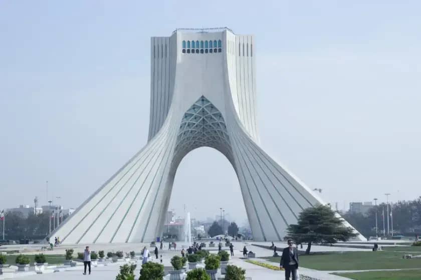 Iran pod pritiskom: UN sankcije se vraćaju — inflacija i skok cijena hrane ruše životni standard
