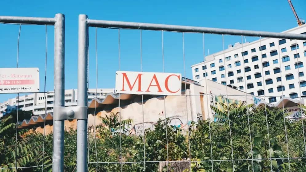 Revolucija u lečenju makularne degeneracije: Nova tehnika obnavlja vid bez operacije!