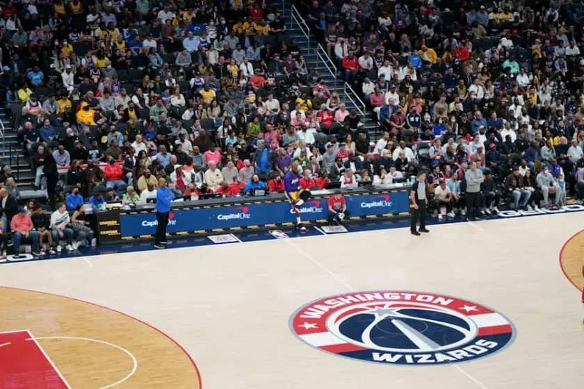 NBA Tržište slobodnih igrača 2025: Najnoviji ugovori, transferi i ključni potezi timova