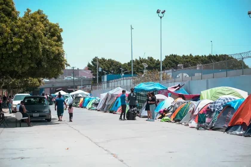 Više od 600 migranata spašeno s dva drvena ribarska broda kod južne obale Grčke