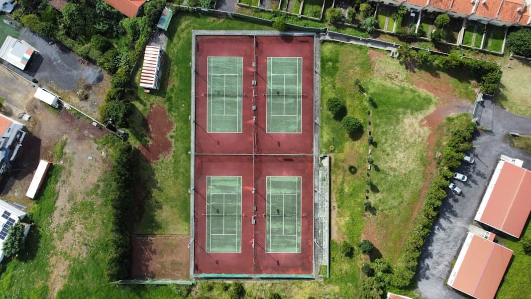 Novak Đoković na Vimbldonu 2025: Izazovi i potencijalni rivali do polufinala