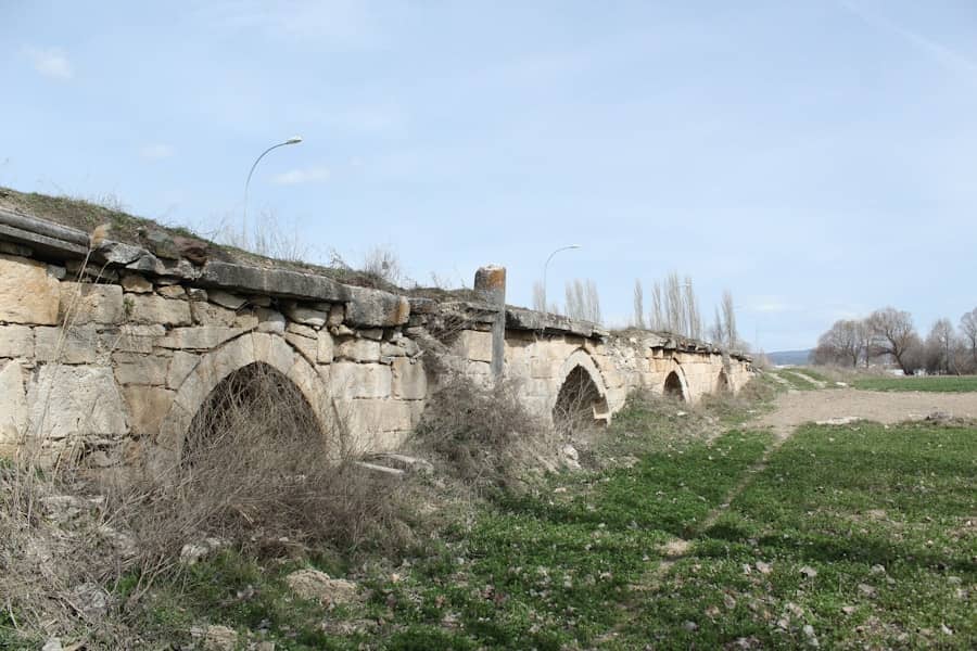 Stone Embrace: Prvi parfem inspirisan Starim mostom u Mostaru koji nosi duh grada i rijeke Neretve