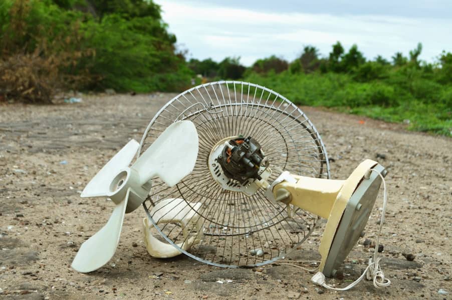 Nevjerovatna kreativnost iz Banjaluke: Fića sa improvizovanim rashladnim sistemom i ventilatorom za ljetne dane