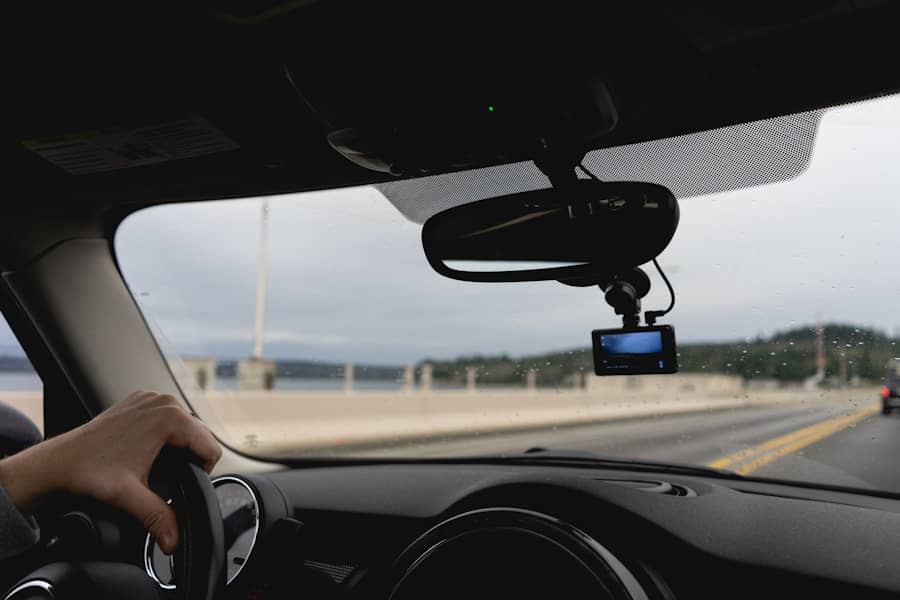 Tesla Robotaxi u Austinu: ozbiljni problemi sigurnosti, kvarovi i intervencije safety monitora