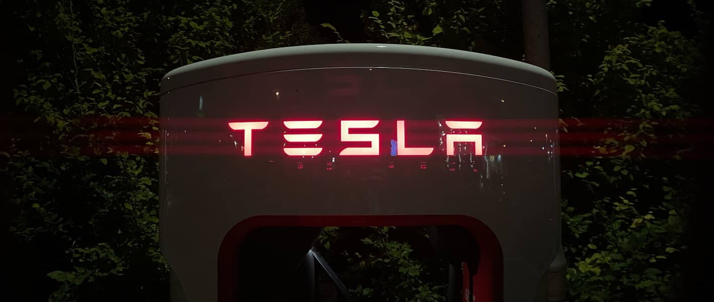 Tesla Cybertruck pod pritiskom: hrđa, nabori na sjedištima i iskrivljeni paneli otkrivaju ozbiljne probleme