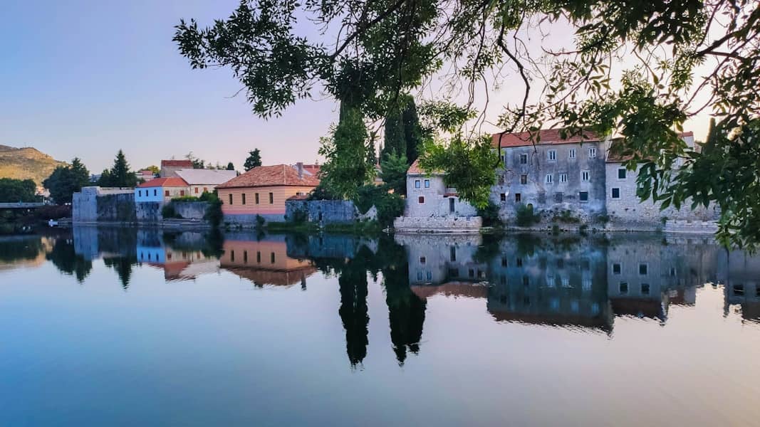 Hitno: Narodna skupština Republike Srpske traži od stranaka da se izjasne o učešću na prijevremenim izborima za predsjednika