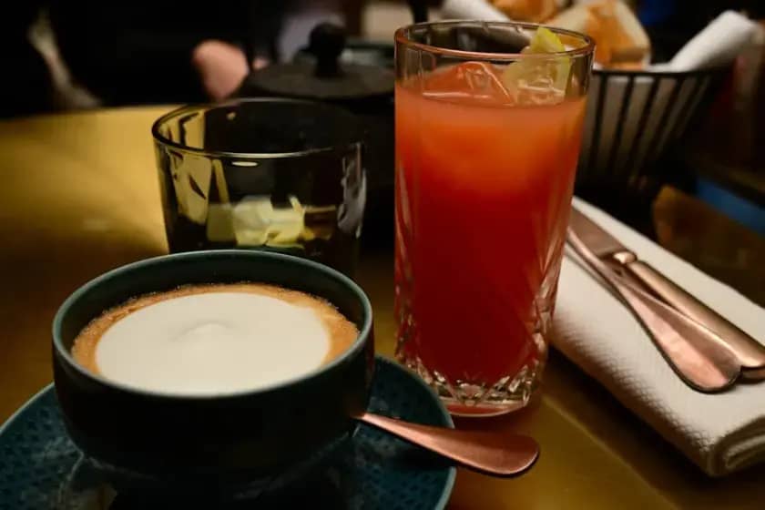 Opasne interakcije hrane i lekova: Grejpfrut, varfarin, mleko i šta treba izbegavati odmah