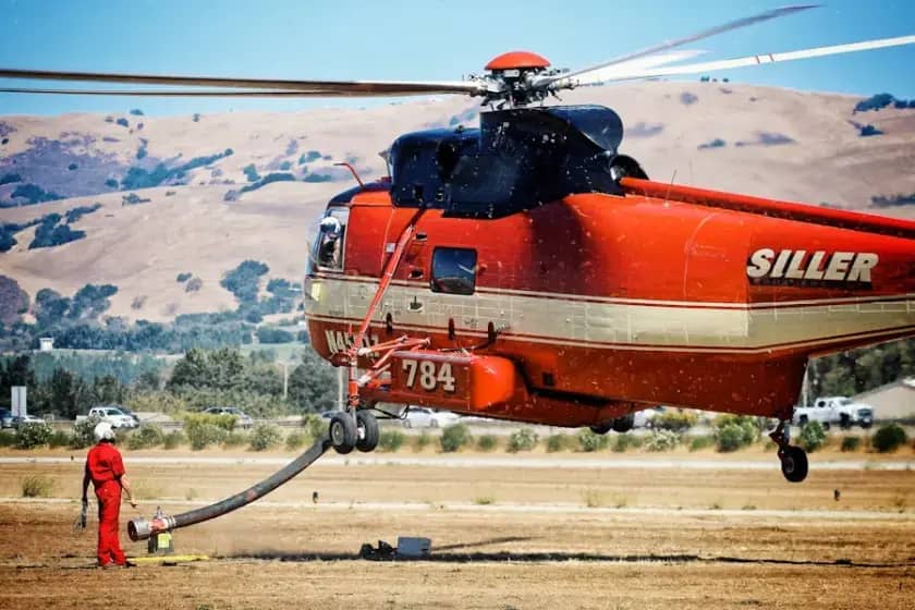 Ponovno aktiviran požar na Fortici iznad Mostara: Vatrogasci i helikopter u akciji gašenja vatre