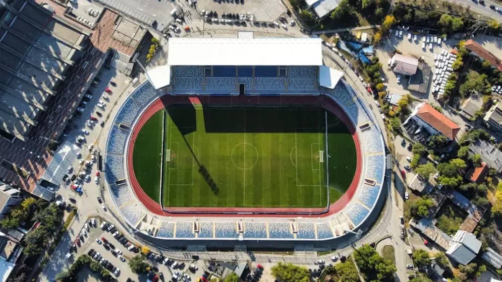 Crvena zvezda saznala prvog rivala u kvalifikacijama za Ligu šampiona: Linkoln Red Limps izborio duel po drami na Gibraltaru