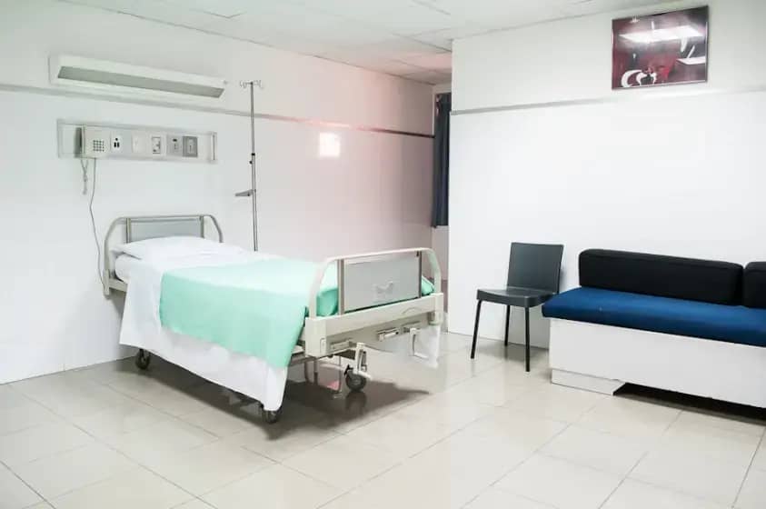 Vlada Srpske izmirila dugovanja poreza i doprinosa za Bolnicu Srbija - plan kontinuiranog otplate za sve bolnice