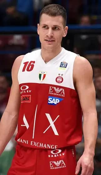Nemanja Nedović pred transferom u Makabi Tel Aviv dok klub raskida sa Rendolfom i Vilijamsom