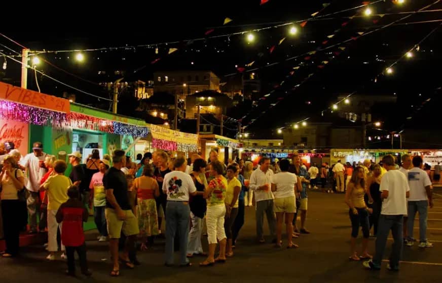 Otvorenje 54. festivala Slovo Gorčina na nekropoli stećaka Radimlja uz nagradu Mak Dizdar i performans Stone Sleeper