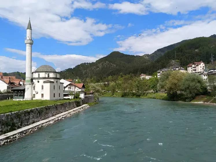 Potpisani uspješni ugovori za sanaciju šest kuća oštećenih u poplavama 2024. godine u Konjicu uz podršku EU projekta