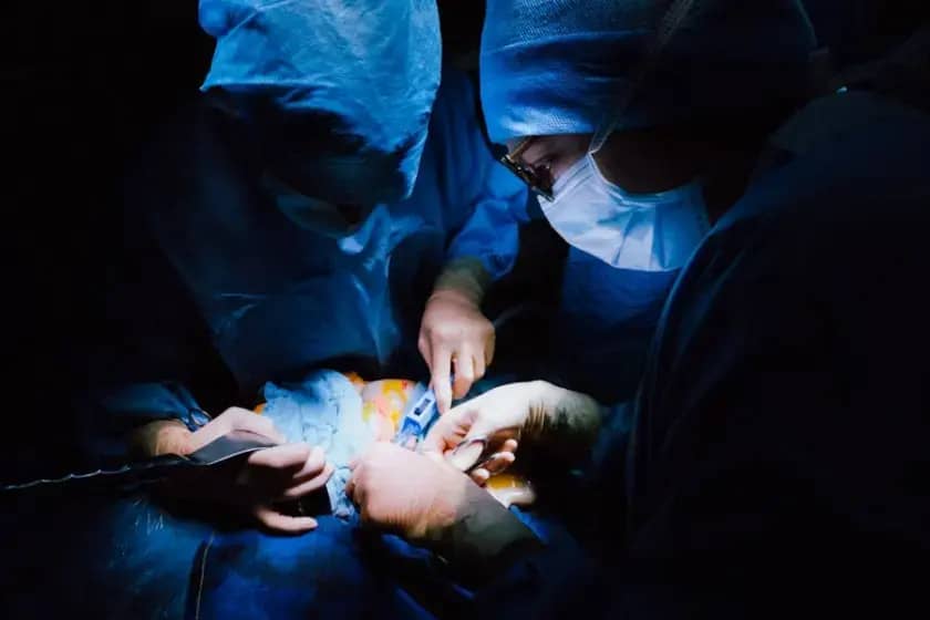 Kardiološki Izazovi i Humanitarna Katastrofa u Bolnici Šifa u Pojasu Gaze Pod Opsadom i Ratom