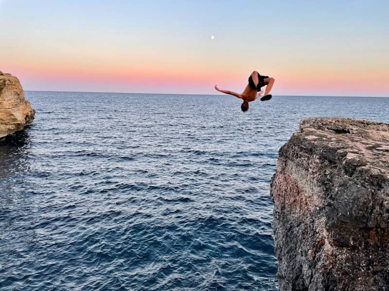 Red Bull Cliff Diving u Polignano a Mareu: Spektakl skokova s litica Italiji 28. i 29. juna