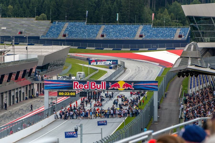 Lando Noris Osvojio Pol Poziciju na Velikoj Nagradi Austrije: Meklaren Dominiraju na Red Bull Ringu