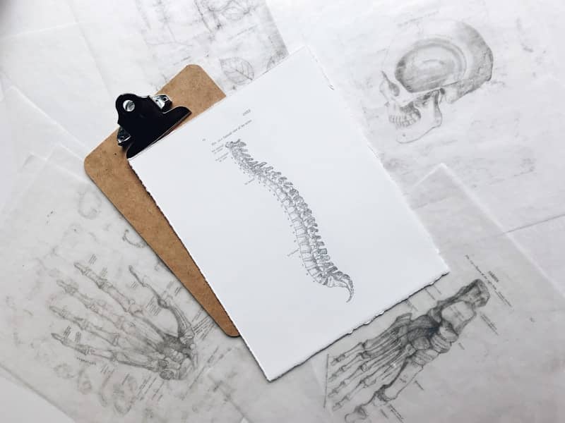 Spinalna stenoza: simptomi, uzroci, dijagnoza i najsavremeniji načini liječenja kičmene suženosti
