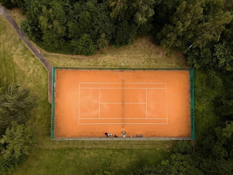 Aleksandra Krunić Izbačena u Prvom Kolu WTA Hamburga: Dalma Galfi Slavila 6:4, 6:1