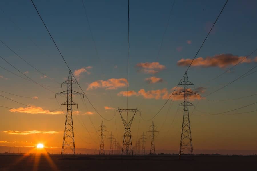 Vlada RS hitno reaguje na povišene napone u prijenosnoj mreži: Rizici po elektroenergetski sistem BiH i gospodarstvo