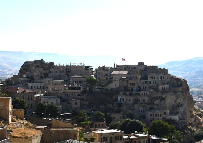 Afrin: Kurdi i vjerske manjine masovno se prijavljuju u General Security — regrutacija i povratak u sjevernoj Siriji