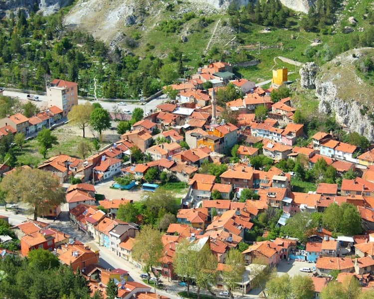 Turistički vaučeri 100 KM u Republici Srpskoj: Iskoristite do kraja novembra za banje i planine