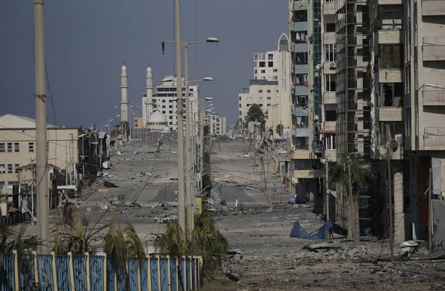 Hitna evakuacija Gaza City: Izrael najavljuje kopnenu ofanzivu, demolirani visokogradnji i humanitarna kriza