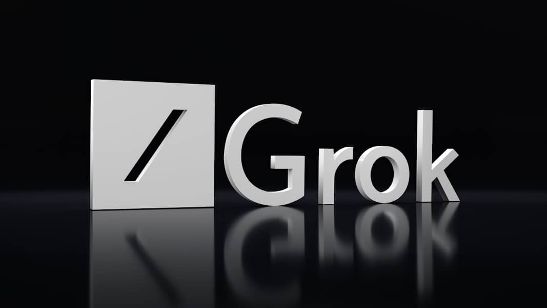 Bijela kuća naređuje vraćanje Grok 3 i Grok 4 na GSA: xAI, Carahsoft i MechaHitler skandal