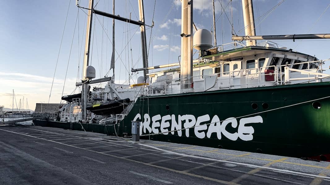Španija i Italija šalju ratne brodove: Flotila Global Sumud napadnuta dronovima pokušava probiti blokadu Gaze