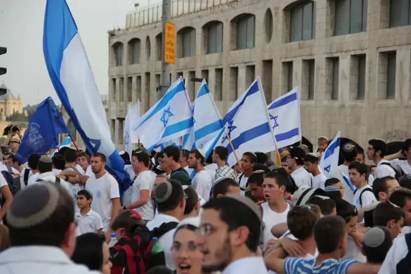 Nasilje naseljenika na Zapadnoj obali: kamenovanje u Huwari i zapaljen otpad dok Netanyahu saziva hitan sastanak